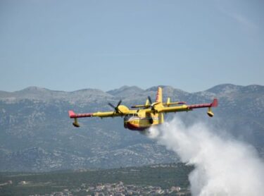 Slika od Novi požar na šibenskom području izbio nakon prometne nesreće