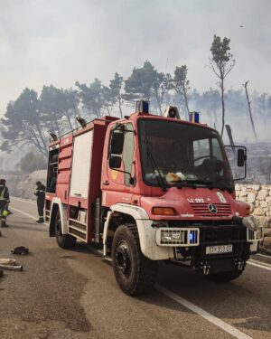 Slika od Novi požar u Hrvatskoj: Gori blizu magistrale, službe alarmirane