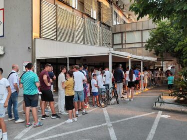 Slika od Ogroman je red ispred Fan shopa, Hajduk iskoristio mogućnost što je Split proglasio sajamski dan