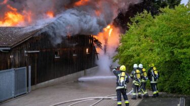 Slika od Olujno nevrijeme poplavilo dijelove Njemačke: Auti pod vodom, grom udario u skladište