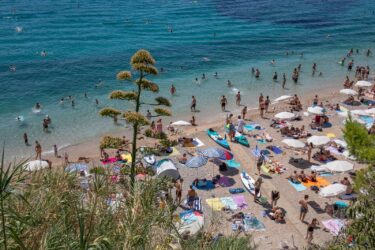 Slika od Paklene vrućine i idilični prizori s plaža: Vikend stvoren za brčkanje i odmor