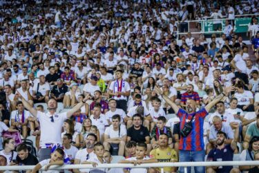Slika od Pljušte reakcije Hajdukovih navijača: ‘Zanimljivija je utrka kornjača. Dobro da je tenis u isto vrijeme’