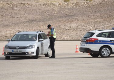 Slika od Policija ga zaustavila zbog sumnjivog ponašanja, a on krenuo bježati. Kasnije su otkrili i zašto…