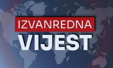 Slika od Rampa trajekta srušila se na mornare: Dvojica smrtno stradala, vatrogasci izvukli trećeg iz mora