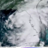 Slika od Satelitske slike pokazuju tropsku oluju Debby kako se pretvara u uragan iznad Floride