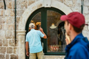 Slika od Sutra je Velika Gospa, ali u Dubrovniku ipak neće sve biti zatvoreno: evo koje trgovine, trafike i pekare će raditi