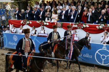 Slika od Uskoro se trči 309. Sinjska alka: Plenković: ‘Izbori će pokazati da je Milanović prošlost’