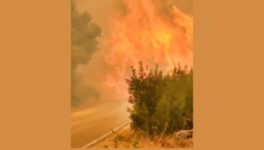 Slika od Vatrogasci se bore s požarom u zaleđu Trogira, vatra se brzo širi: ‘Stanje nije dobro!’