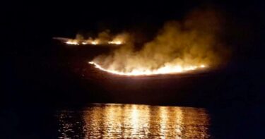 Slika od Večeras izbio požar na Kornatima. Šef vatrogaca: Ne ugrožava ništa, gori niska trava
