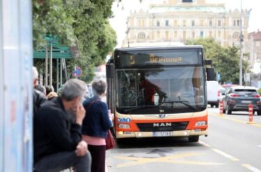 Slika od Autotroleju nedostaje najmanje 25 vozača, unatoč plaći od 1600 eura vozača nema