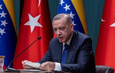 Slika od Erdogan šokirao novom izjavom: ‘Za genocid u Gazi će se odgovarati kao za Srebrenicu’