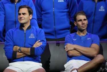 Slika od Federer gubi novac kao na traci, a dodatni problem mu je napravio Rafael Nadal