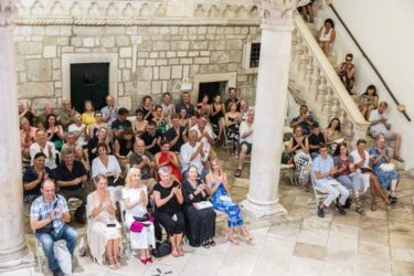 Slika od [FOTO] Dubrovački glazbenici Dora Kamber i Pero Škobelj održali recital