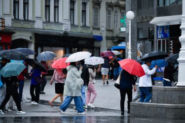 Slika od Hrvatica opisala golemi problem s jednom od najjačih domaćih banaka: ‘Moram ovo reći’