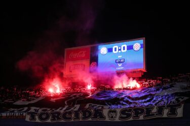 Slika od Nakon Maksimira, i stadion Crvene zvezde postao meta navijača Hajduka