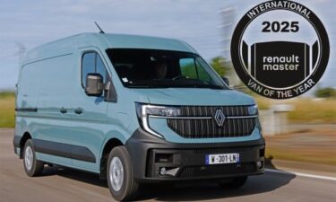 Slika od Renault Master je Međunarodni kombi godine 2025.: Peti kombi marke koji je osvojio ovaj prestižni naslov