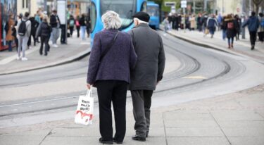 Slika od Sindikat traži od Tomaševića da stopu poreza na dohodak umirovljenika spusti na 15%