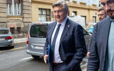 Slika od S&P podigao rejting Hrvatske. Plenković: Najbolji petak 13.!