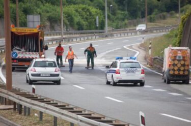 Slika od STRAVA NA A7! Muškarac poginuo kraj tunela Draga: Zagledao se u plamteći BMW pa sam izgubio život?