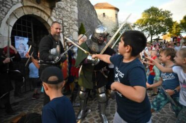 Slika od Trsatska gradina ovog vikenda postaje mjesto iz srednjeg vijeka! Stiže Malik fest