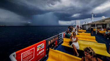 Slika od U prvom dijelu dana sunčano. Navečer naoblaka, moguće olujno nevrijeme