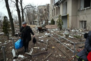 Slika od U ruskom bombardiranju stambene zgrade u Harkivu ozlijeđena 41 osoba: napad naglasio ukrajinsku potrebu za oružjem