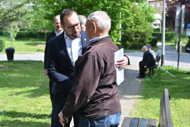 Slika od Umirovljenici pisali Tomaševiću, traže samo jednu stvar: ‘Očekujemo vaš prvi korak’