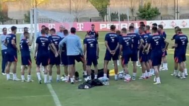 Slika od VIDEO Dok Zlatko Dalić govori, ‘vatreni’ slušaju! Izbornik održao govor prije treninga…