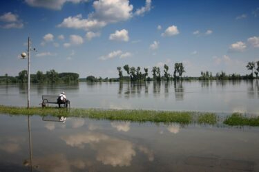 Slika od Vrh vodenog vala u Hrvatskoj očekuje se za tjedan dana, ovo su kritične točke