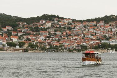 Slika od Zbog nevremena promijenjen vozni red za Martinsku, brod za Jadriju neće ni isploviti