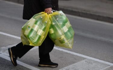 Slika od 10 centi je premalo, povratna naknada za ambalažu treba biti od 15 do 50 centi