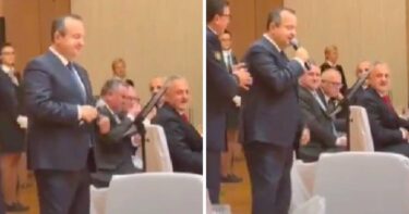 Slika od Dačić zapjevao Erdoganu na turskom. Odabrao pjesmu koju mu je pjevao i prije 7 godina