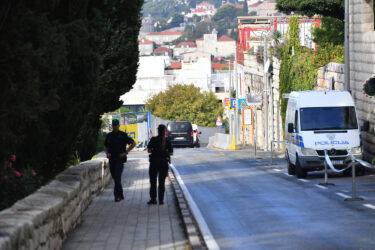 Slika od Hrvatska je ‘skinula gaće’ pred svijetom: ‘Pa pogledajte koga su pustili u Dubrovnik’