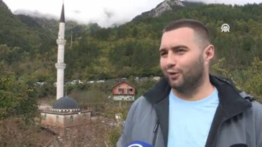 Slika od Imam i supruga spasili sedmero ljudi u Jablanici: ‘Ona je heroj, plivala je s djetetom u rukama’