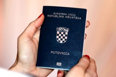 Slika od Klasična hrvatska putovnica odlazi u povijest? EU predlaže digitalnu!