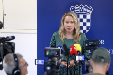 Slika od Može li Marija Selak Raspudić ponoviti uspjeh Stipe Mesića i zašto podsjeća na jednog ranijeg kandidata, a nije Škoro?