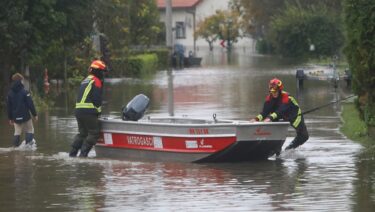 Slika od Rastu vodostaji rijeka u Hrvatskoj, na području Kupe i Korane izvanredne mjere