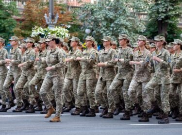 Slika od Ukrajina je odlučila u vojsku uvesti rodno osjetljivi jezik