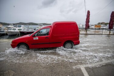 Slika od Upaljeni alarmi, prijete i bujične poplave: Evo gdje će biti najgore